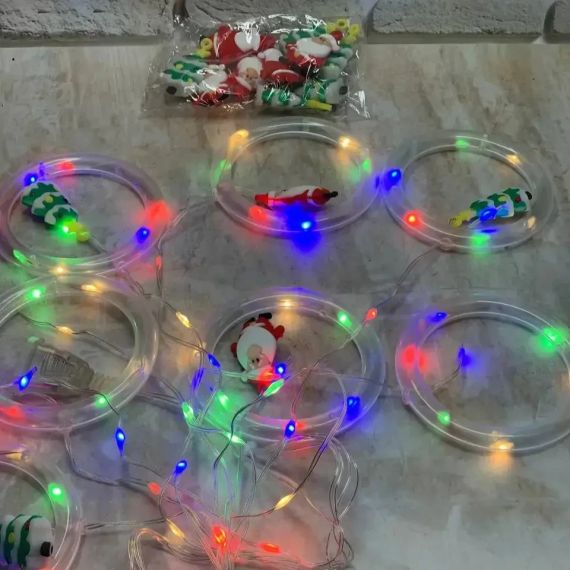 Гірлянда штора "Круги та кулі" 3м (ялинка, сніговик, дід мороз, олень, шапка)