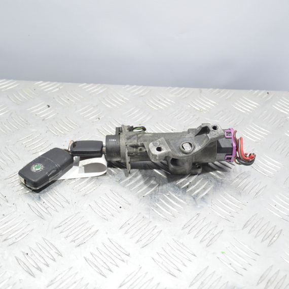 Замок запалювання з ключем Volkswagen Golf Passat Polo Замок запалювання в зборі Фольксваген Гольф 4B0905851C | Зображення 2