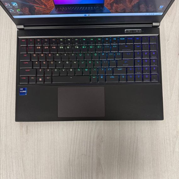 Ігровий ноутбук Б-класу Maingear Vector Pro 2 MG-VCP2-15I3070T / 15,6" (2560x1440) IPS / Intel Core i9-12900H (14 (20) ядер по 3,8 - 5,0 ГГц) / 16 ГБ DDR5 / 512 ГБ SSD NVMe / nVidia GeForce RTX 3070 Ti, 8 ГБ GDDR6, 256-біт / WebCam б/в | Зображення 6