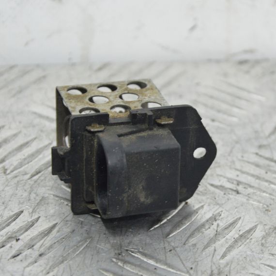 Резистор вентилятора радіатора Renault Clio Espace Laguna Резистор обігрівача Рено Кліо Лагуна 8200045082 | Зображення 1