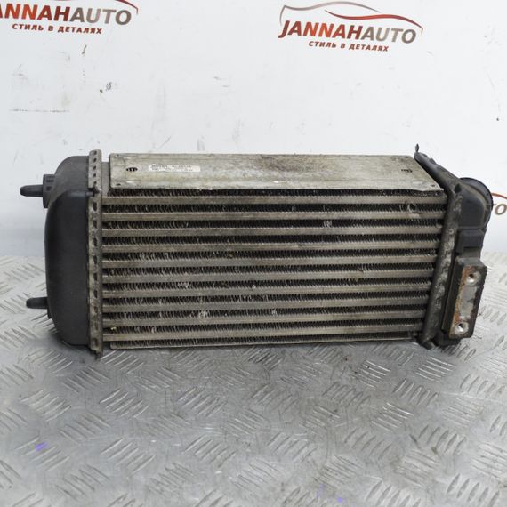 Радіатор інтеркулера Peugeot 206 1.6 HDI інтеркулер Пежо 9648402780 | Зображення 1