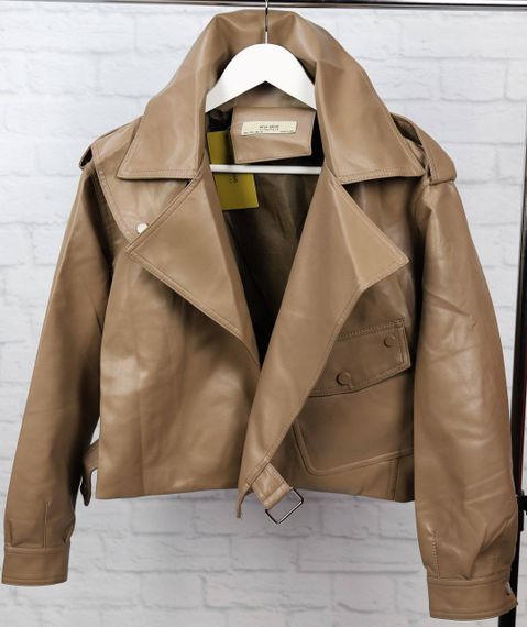 Жіноча куртка косуха коротка еко шкіра колір коричневий, розмір М  Nb01998