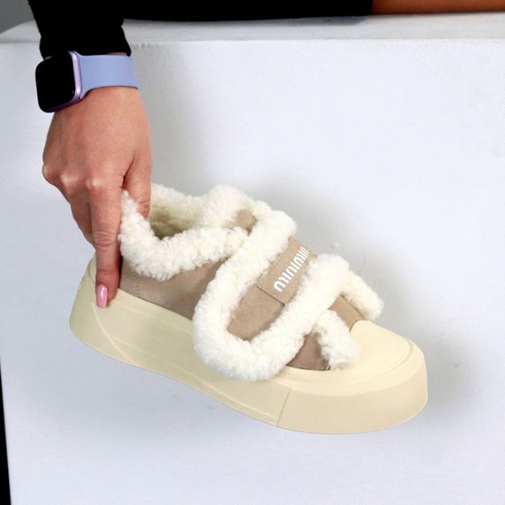 Светлые бежевые спортивные зимние автоледи на липучке