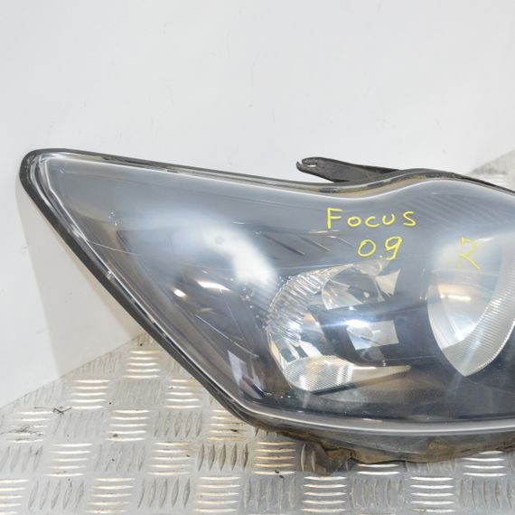 Фара права Ford Focus II 2004-2012 Фара передня права Форд Фокус 2 8M5113W029CE | Зображення 1