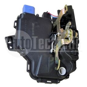 Замок двери передней правой VW Caddy 04-15/ T5 04-15/ Polo 01-09/ Skoda Fabia 99-08, AutoTechteile, 383 7003, 34837004