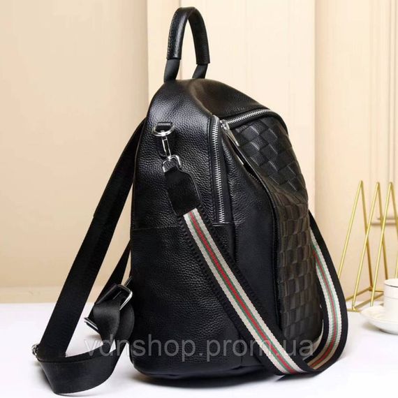 Шкіряний жіночий рюкзак з тисненням 25х30х11, сумка наплічна з шахматним візерунком, чорна | Зображення 3