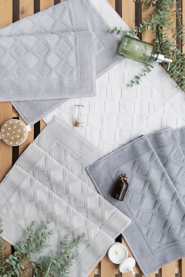 Набір рушників Pupilla 50×80 см Emily для ніг 4 шт.