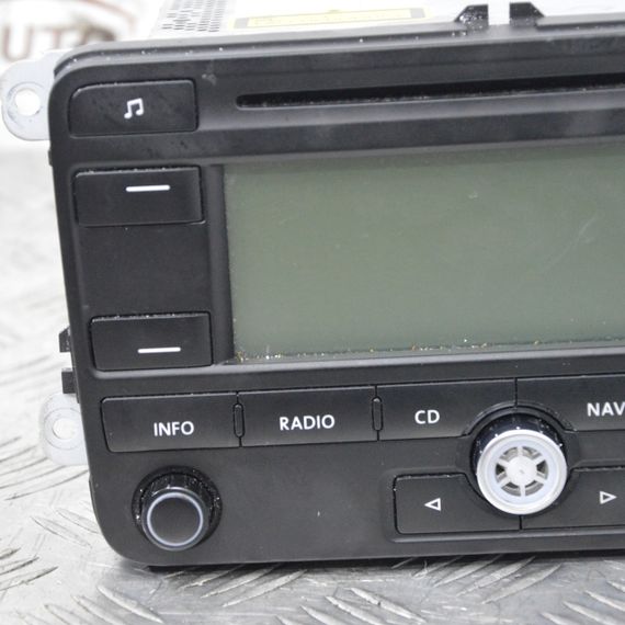 Автомагнітола CD Volkswagen Touran 03-10 / Caddy III 04-... / Golf V магнітола Фольксваген 1K0035191E | Зображення 1