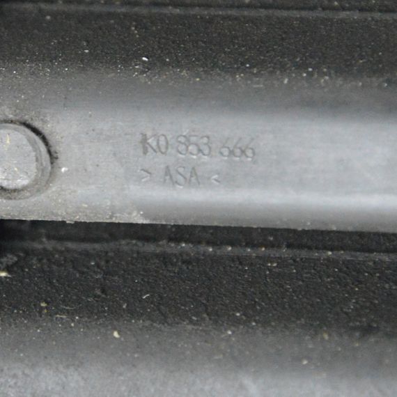 Решітка бампера права Volkswagen Golf V 2003-2009 Решітка радіатора передня Фольксваген Гольф 1K0853666 | Зображення 2