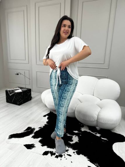 Жіноча піжама костюм для дому з футболкою та штанами  PLUS SIZE | Зображення 1