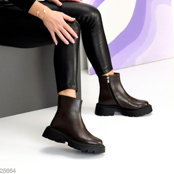Шикарні зимові лаконічні черевики натуральна шкіра колір Шоколад | Зображення 8
