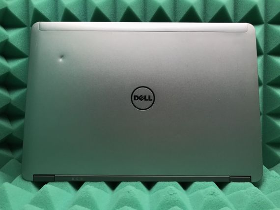 Ноутбук Б-клас Dell Latitude E6440 / 14" TN / Core i5-4310M (2 (4) ядра по 2.7-3.4 GHz) / 4GB DDR3 / 128GB SSD /  HD Graphics 4600 / WebCam / DVD-RW/Win 10 б/в | Зображення 4