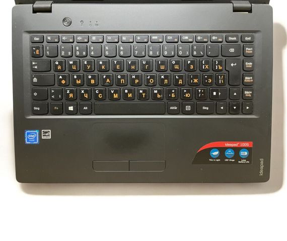 Ноутбук Б-клас Lenovo IdeaPad 100S-14IBR / 14" (1366x768) TN / Intel Celeron N3050 (2 ядра по 1.6 - 2.16 GHz) / 2 GB DDR3 / 120 GB SSD / Intel HD Graphics / WebCam б/в | Зображення 2