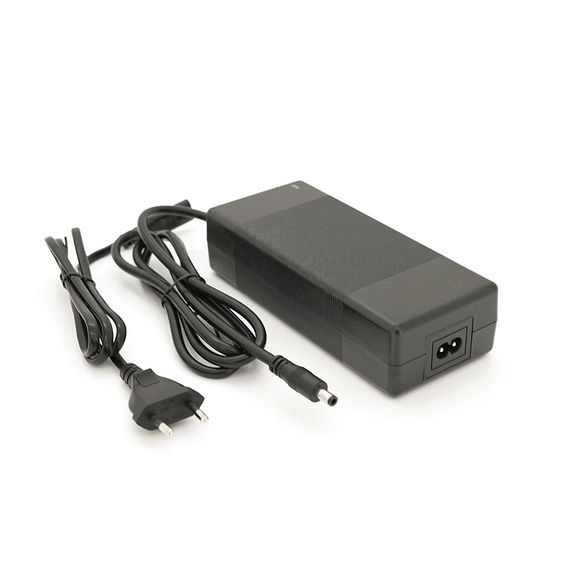 Зарядна станція Optonica B600-A1. Ємність 512Wt/h, Потужність 600Вт. Out:2xAC230, 2хDC13.3V/10A, USB-3x5V/2.4A, Type-C 100W(PD), | Зображення 2