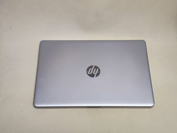 Ультрабук HP 15-DY2046NR / 15.6" (1366x768) TN Touch / Intel Core i3-1115G4 (2 (4) ядра по 3.0 - 4.1 GHz) / 8 GB DDR4 / 256 GB SSD / Intel UHD Graphics / WebCam б/у | Зображення 6
