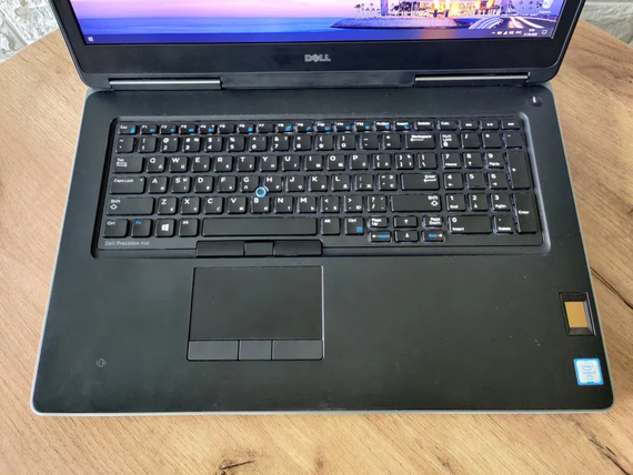 Ноутбук Dell Precision 7710/17.3 IPS/i7 6820HQ/8Gb/HDD2Tb/FirePro W5170M-2Gb | Зображення 3
