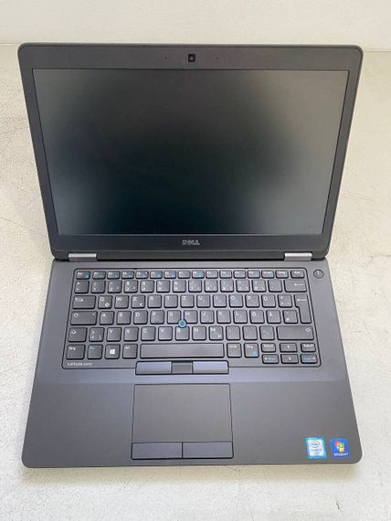 Ультрабук Dell Latitude E5470 / 14" (1366x768) TN / Intel Core i5-6300U (2 (4) ядра по 2.4 - 3.0 GHz) / 8 GB DDR4 / 128 GB SSD / Intel HD Graphics 520 / WebCam б/в | Зображення 1