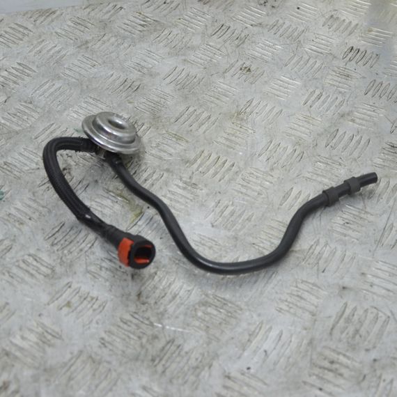 Трубка паливна Ford Focus II C-Max 2003-2011 Патрубок шланг палива Форд Фокус 2 Ц-Макс 4M519B337AF | Зображення 1