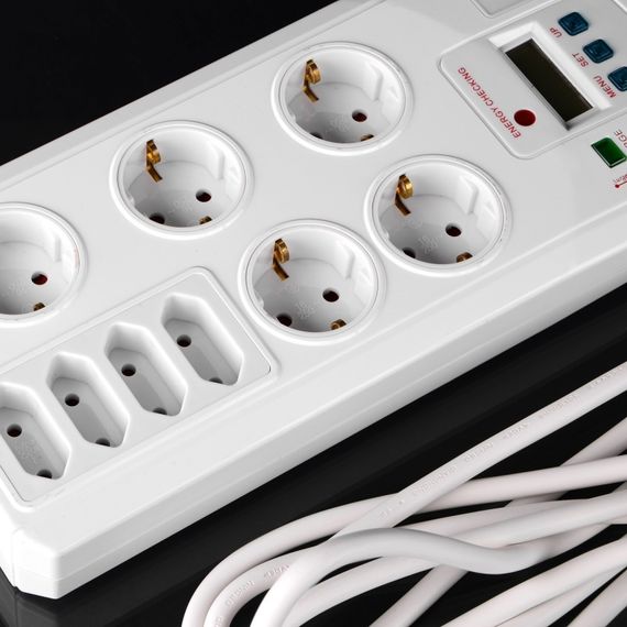 Сетевой фильтр SF-5F+4C/3Z 3x1.50 WH | Зображення 2