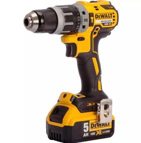 Дриль-шурупокрут акумуляторний DeWalt з АКБ та ЗП DCD796P2