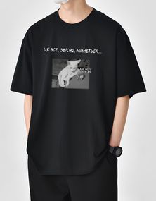 Футболка з мерчем