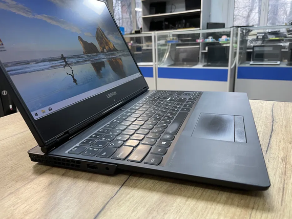 Ноутбук Lenovo Legion Y530 15.6 FHD IPS i5 8300H/8Gb/256Gb SSD/GTX 1050ti | Зображення 2
