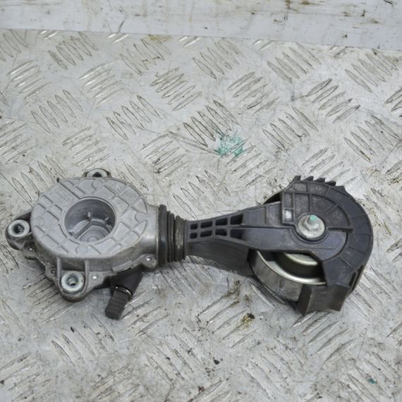 Натягувач ременя 1.4 / 1.6 Peugeot 207 308 3008 Натяжний механізм ременя генератора Пежо V75710148003 | Зображення 1