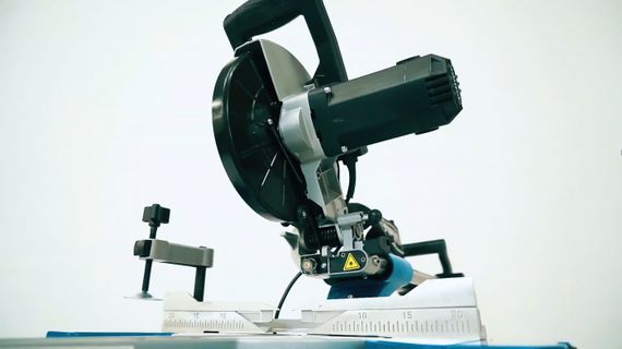 Пила торцовочная с протяжкой Scheppach HM90MP (216 мм, 65 мм, 1700 Вт, 14.6 кг) | Зображення 6