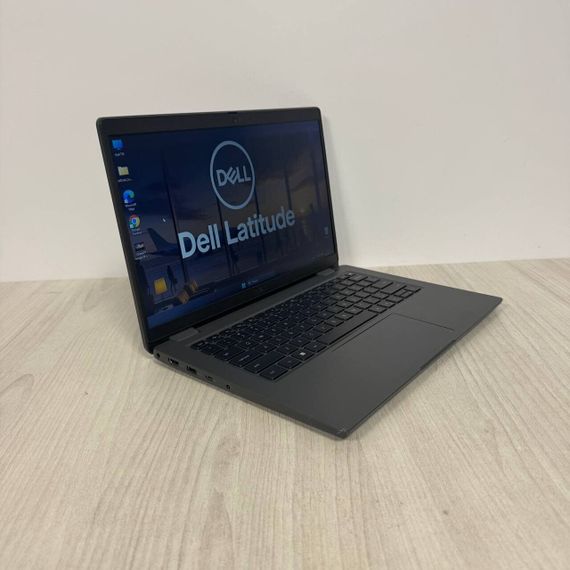 Ультрабук Б-клас Dell Latitude 3440 / 14" (1366x768) TN / Intel Core i3-1215U (6 (8) ядер по 1,2 - 4,4 ГГц) / 8 ГБ DDR4 / 256 ГБ SSD NVMe / Intel UHD Graphics / WebCam б/в | Зображення 3