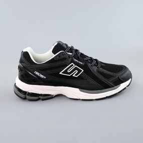 Кросівки чоловічі 588934 Чорні 41 42 44 45