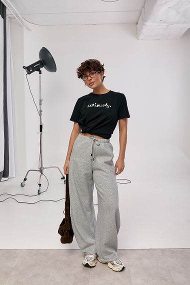 Однотонна футболка з вишитим написом - чорний цвет, ONE SIZE (є розміри) | Зображення 2