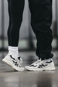 Кросівки New 990v4 JFG весна / літо / осінь 1762