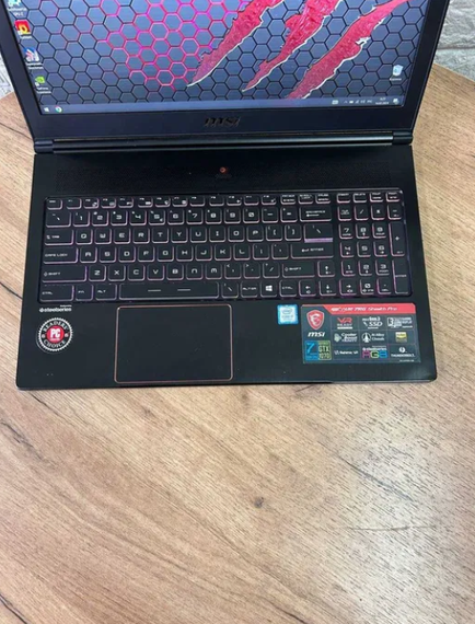Ноутбук MSI GS63VR 7RG 15.6" FHD IPS 120Hz i7 7700HQ 32Gb SSD 512Gb GTX 1060 Б/В | Зображення 6