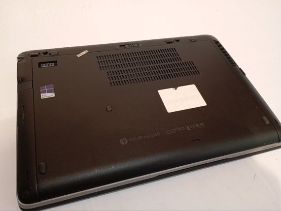 Ультрабук Б-клас HP EliteBook 840 G1 / 14" (1366x768) TN / Intel Core i5-4210U (2 (4) ядра по 1.7 - 2.7 GHz) / 8 GB DDR3 / 120 GB SSD / Intel HD Graphics 4400 / WebCam / Без АКБ б/в | Зображення 6