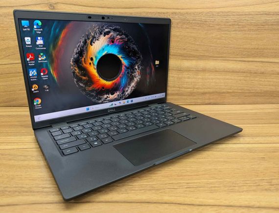 Ультрабук Dell Latitude 7420 / 14" (1920x1080) IPS / Intel Core i7-1185G7 (4 (8) ядра по 3.0 - 4.8 GHz) / 16 GB DDR4 / 512 GB SSD / Intel Iris Xe Graphics / HDMI / USB Type-C / Windows 11 б/в + Подарунок Бездротова миша / USB | Зображення 3