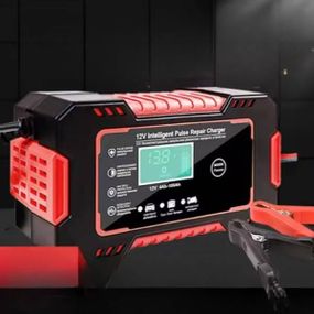 Зарядное устройство автомобильное 12V Черное с красным