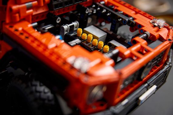 Конструктор LEGO Technic Mercedes-Benz G 500 PROFESSIONAL Line 42177 | Зображення 7