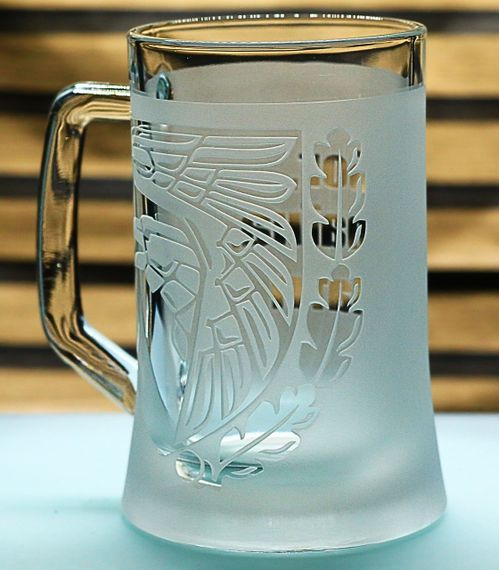 Подарунковий келих для пива з гравіюванням 670 мл лого шеврона 93 механизированная бригада «Холодный Яр» | Зображення 2