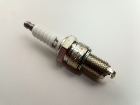 Свічка запалювання DENSO TT W16TT.4/T01 ГАЗ 406 дв.  4 шт. в упак.ціна за шт. | Зображення 1