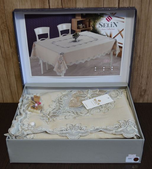 Лляна скатертина Selin Isil 160×300 см Бежева
