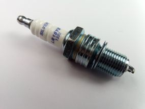 Свічка запалювання BRISK Silver LR15YS (ВАЗ 2101-08, Lanos 1.5) (для газ.обладнання.) (2108-3707000) (LR15Y