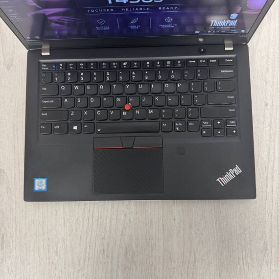 Ноутбук Б-клас Lenovo ThinkPad T490s / 14" (1920x1080) IPS / Intel Core i5-8365U (4 (8) ядра по 1.6 - 4.1 GHz) / 8 GB DDR4 / 128 GB SSD / Intel UHD Graphics 620 / WebCam б/в | Зображення 3