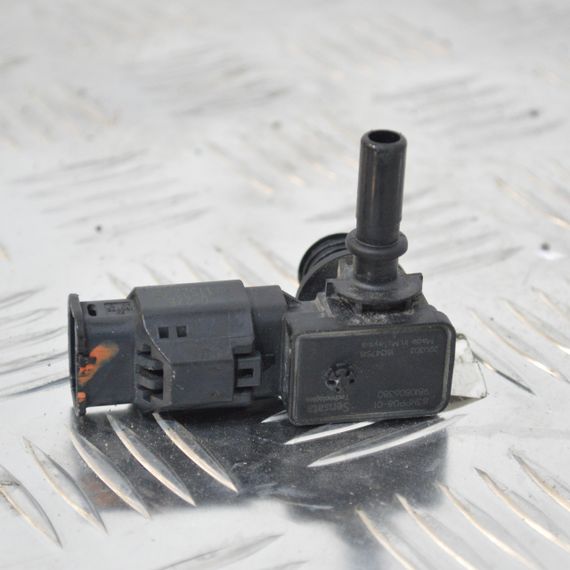 Датчик тиску гальмівної системи Peugeot 308 2013-2021 Вакуумний клапан Пежо 308 9810806380