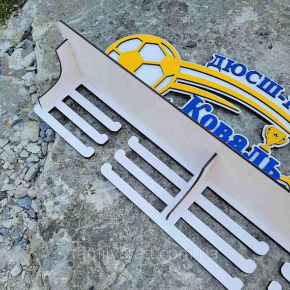 Медальница с фоторамкой и полкой для кубков Деревянный держатель для медалей Органайзер для наград футбол | Зображення 2