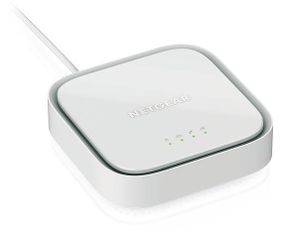 NETGEAR 4G/LTE Модем/Маршрутизатор LM1200, LTE CAT 4, 1xGE LAN, 1xGE WAN, 1xUSB-C, 2xTS-9 (LM1200-100EUS)