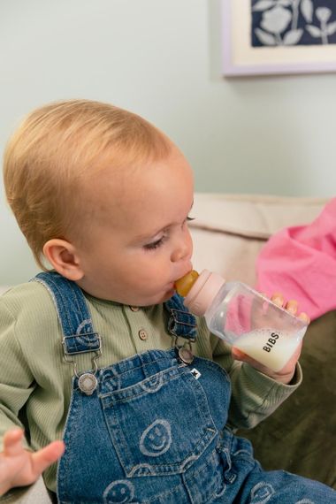 Дитяча пляшечка BIBS Baby Bottle Round Latex 150 мл повільний потік | Зображення 2