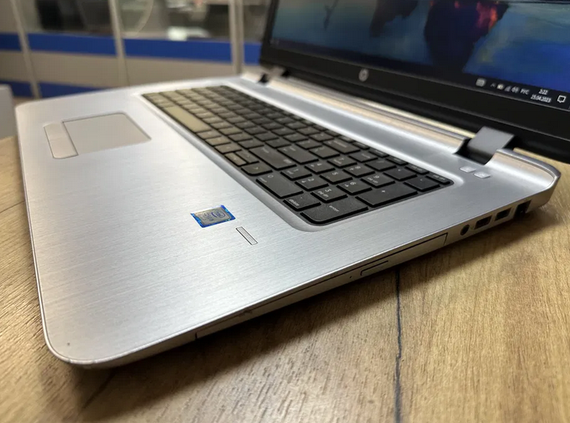 Ноутбук HP Probook 470 G3 17.3" HD+ i5 6200U 8Gb SSD256Gb Radeon R7 M340 Б/В | Зображення 3