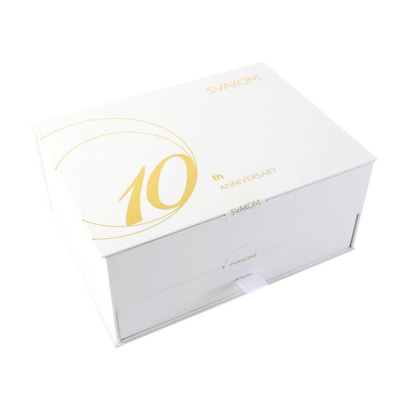 Подарунковий набір Svakom Anniversary Box: вакуумний стимулятор, стрічки, маска, лубрикант, спрей Sex Aura | Зображення 6