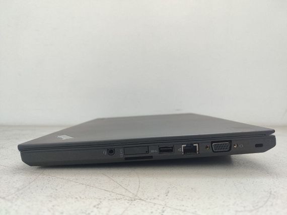 Ноутбук Lenovo ThinkPad T440 / 14" (1600x900) TN / Intel Core i5-4300U (2 (4) ядра по 1.9 - 2.9 GHz) / 8 GB DDR3 / 128 GB SSD / Intel HD Graphics 4400 / WebCam б/в | Зображення 3