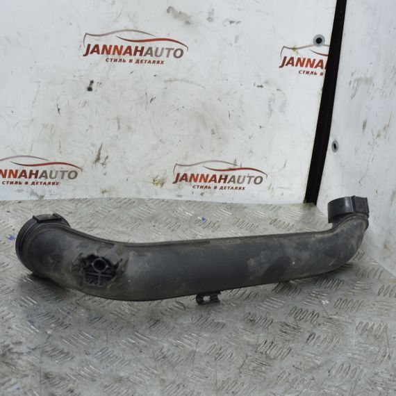 Патрубок інтеркулера 1.4 TSI Volkswagen Golf VII 2012-2020 Трубка системи охолодження Фольксваген 04E145673F | Зображення 1